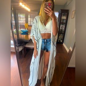 Vici white striped kimono